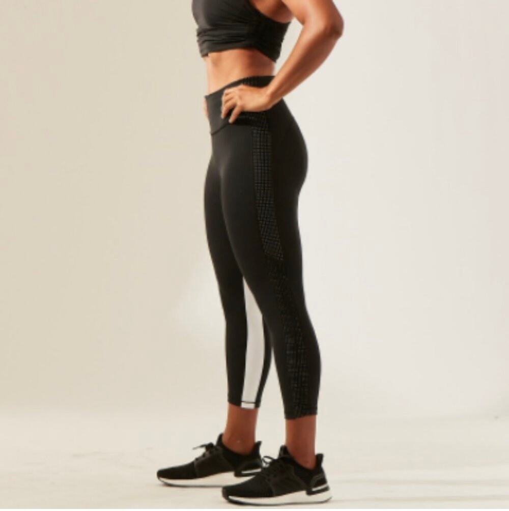 Athleta HIIT It Mesh Cropped Leggings Womens XS Black White Gym Athletic Active